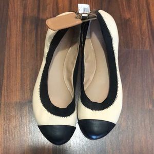 Banana republic flats